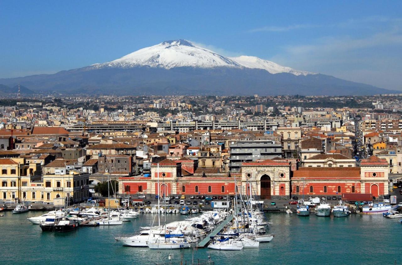 Central Station House Riccardo كاتانيا المظهر الخارجي الصورة